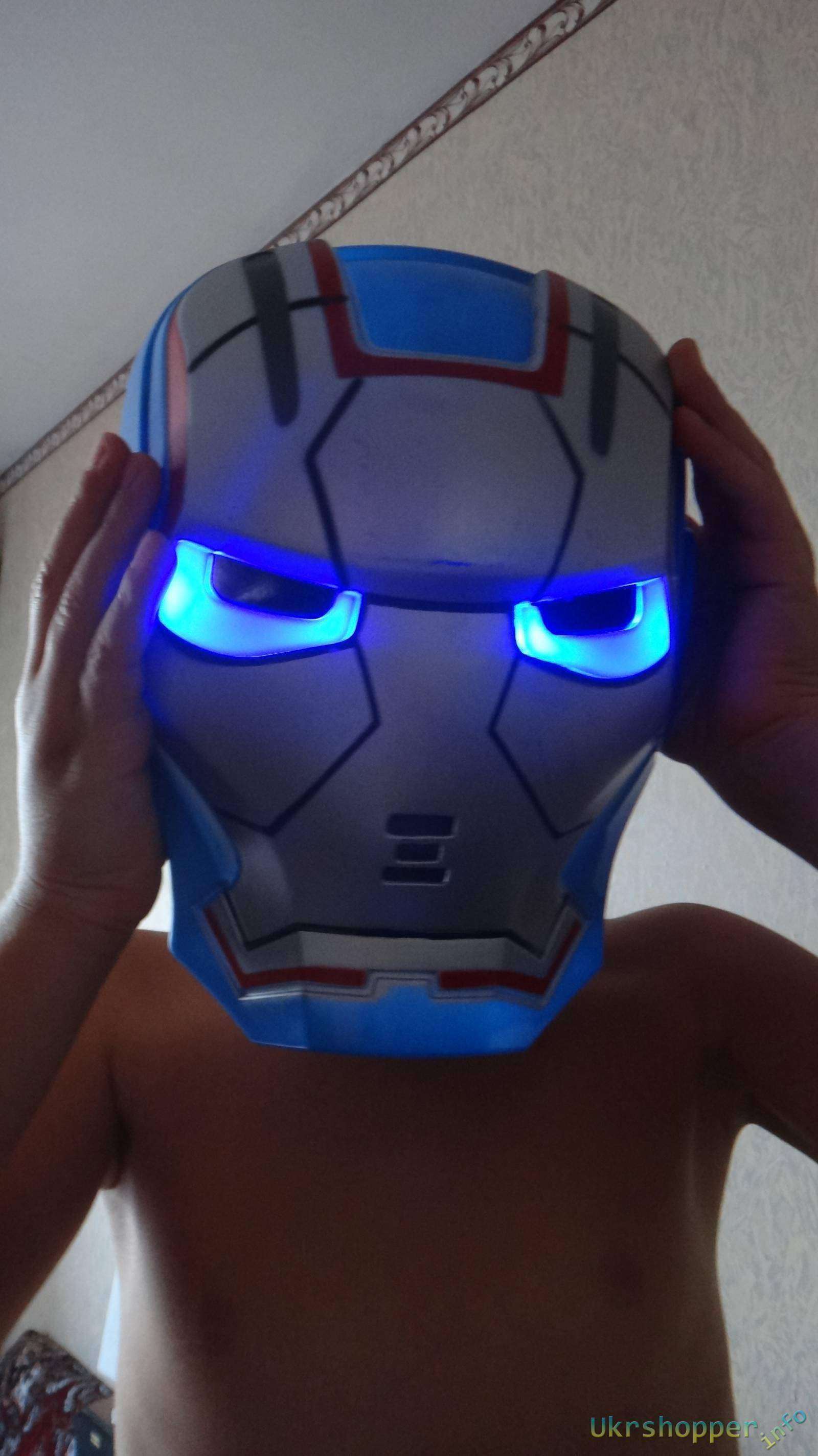 DealExtreme: Обзор детской светящейся маски железного человека
