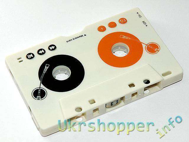 DealExtreme: MP3 плеер в формате компакт-кассеты, с пультом ДУ и читающий SD/MMC карточки.