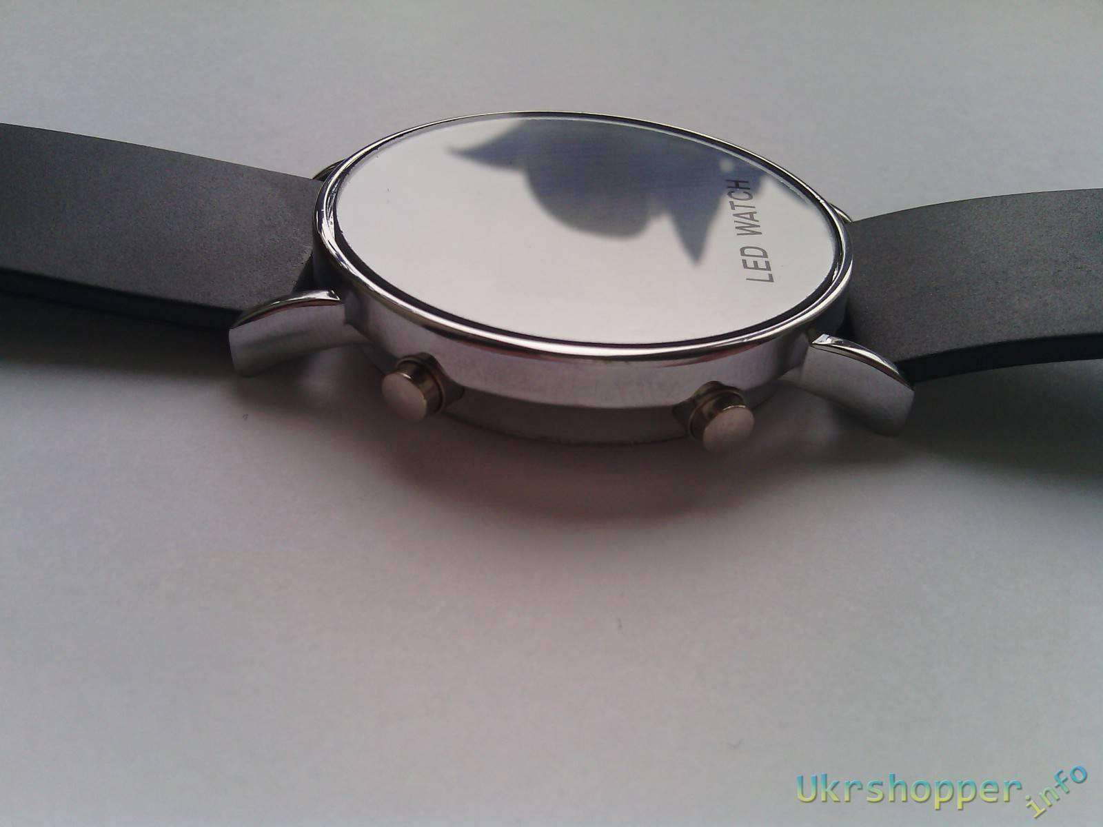 TinyDeal: Дешёвые LED-часы