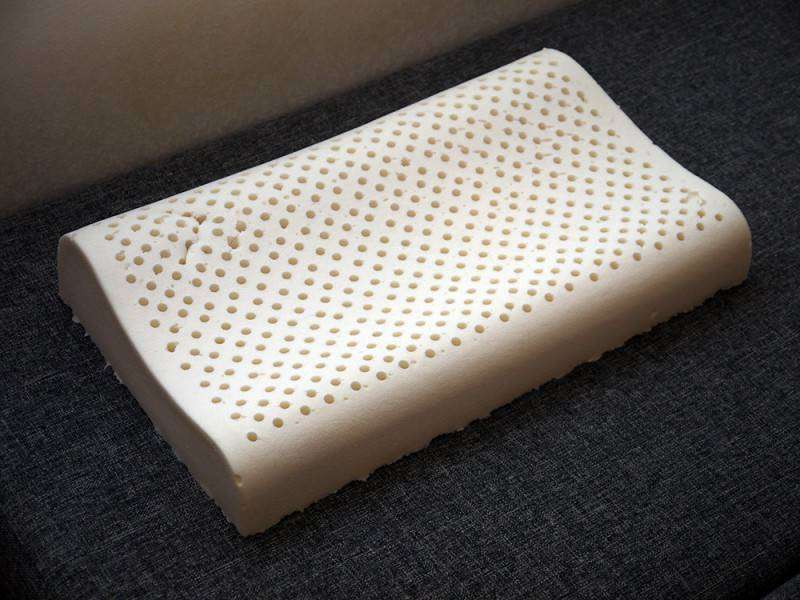 Banggood: Латексная подушка