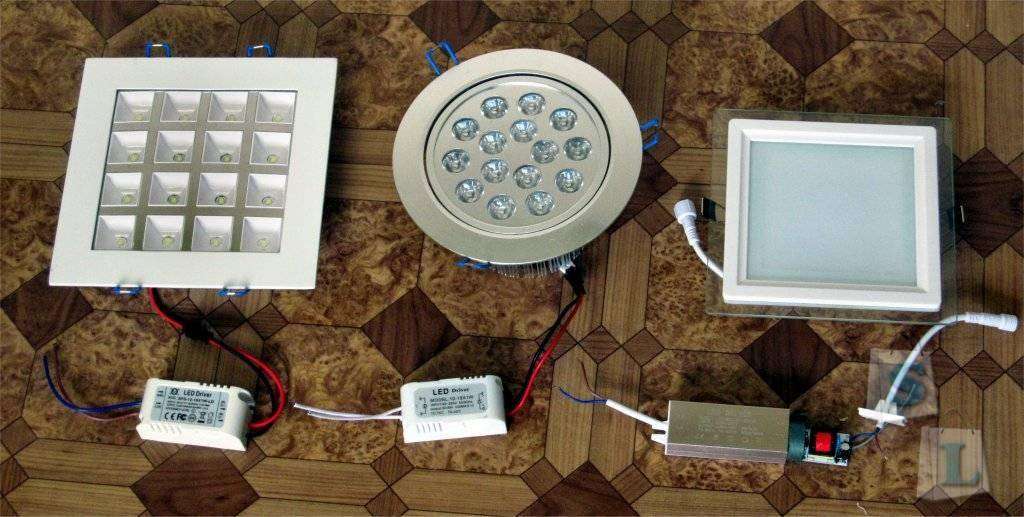ChinaBuye: Неплохой 12 ваттный светодиодный светильник