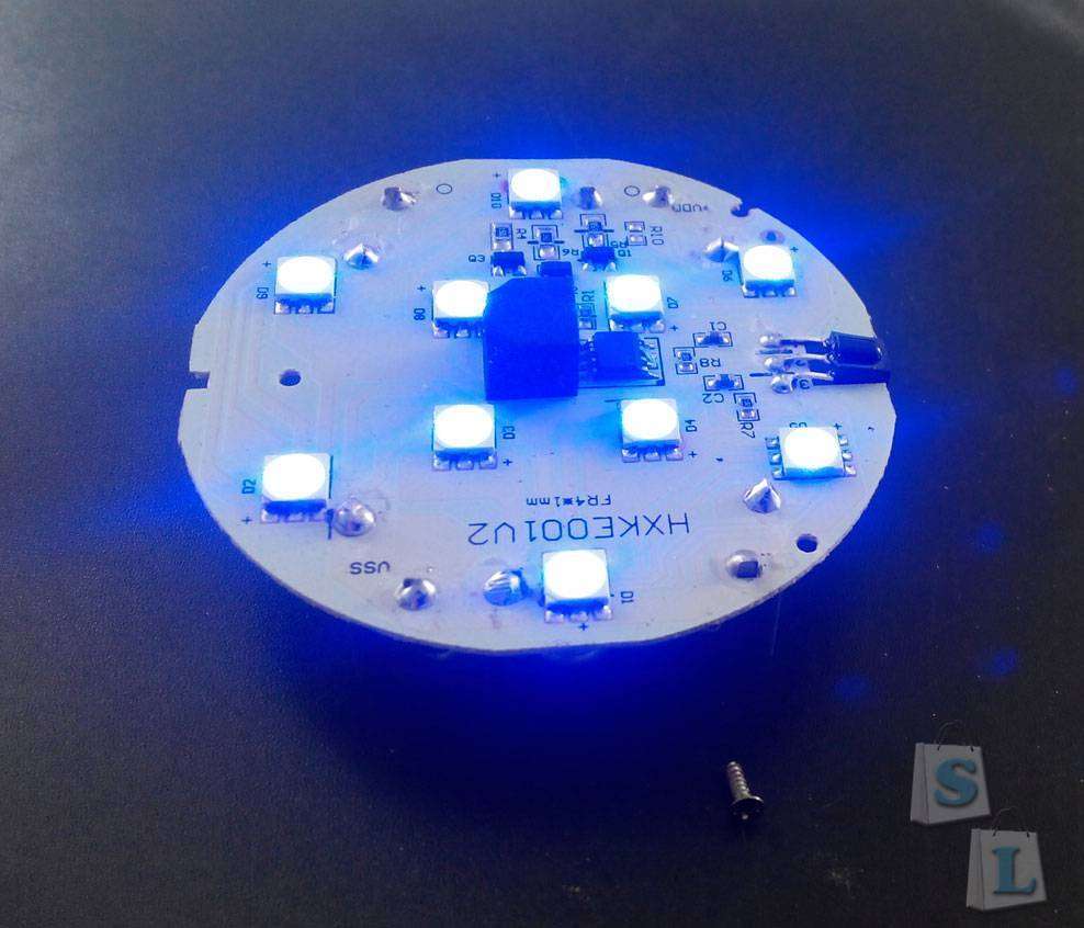 Banggood: Водонепроницаемый фонарь подсветки на 10 LED rgb с дистанционным управлением