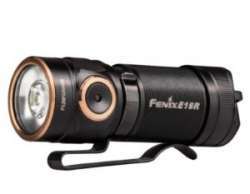 Обзор FENIX E18R CREE XP-L HI — компактный фонарь под 16 340 и со встроенной зарядкой